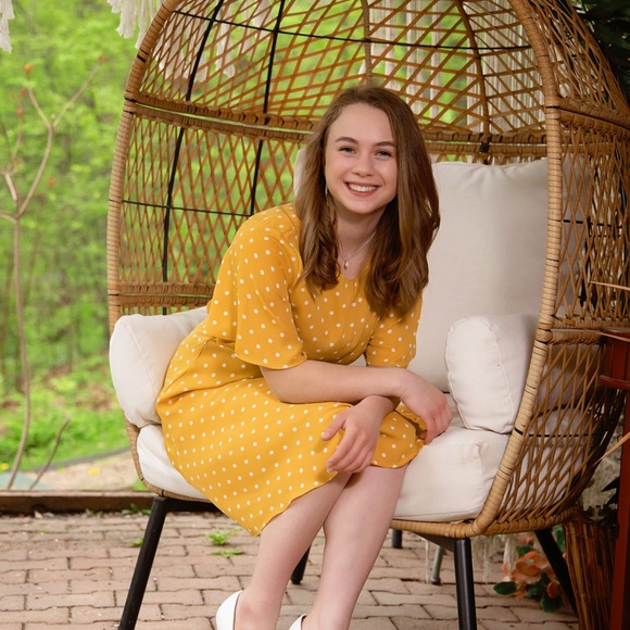 Meet your Posher, Juliana - Picture 8 of 12